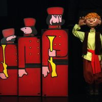 Peter and hunters, in Peter and the Wolf (2012) by The Puppeteer’s Company (Brighton, England), direction, design, construction: Steve Lee, Peter Franklin, performers: Steve Lee, Peter Franklin. Open-stage production featuring different types of puppets. Photo: Steve Lee
