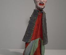 Demoine, marionnette à gaine faite de bois et textile, jouée par José Silvent Martínez en Galicie (Espagne) durant la période 1910-1964. Photo réproduite avec l'aimable autorisation de Collection : famille Silvent. Photo: Julio Balado López