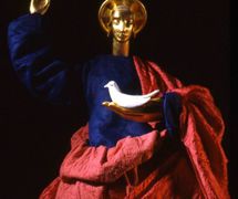 Angel and Dove from the production <em>Scholastica</em> (c.1989), direction and design: Christopher Leith. String puppet. Photo courtesy of Collection: The National Puppetry Archive