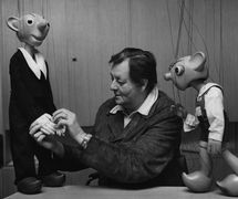 Miloš <em>Ki</em>rschner (1927-1996), acteur-marionnettiste et auteur dramatique tchèque. Photo réproduite avec l'aimable autorisation de Archives de Loutkář