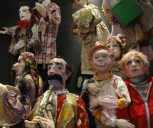 Titerella, puppets for the production, Titerella, made of wood, cardboard and cloth, construction and manipulation: Josep Palanca (1991). Photo courtesy of Collection: Museu de Titelles d’Albaida (Valencia, Spain). Photo: Samuel Domingo