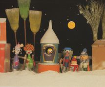 <em>Button Moon</em> « Clearing the Snow » (années 1980), séries télévisées par Playboard Puppets. Photo réproduite avec l'aimable autorisation de Ian Allen, Playboard Puppets