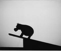 L'Hippopotame, de l'<em>Ostrich, Mouse and Hippopotamus</em>, théâtre d'ombres de Richard Bradshaw de Living Dodo Puppets (R. Bradshaw et M. Williams, Bowral, NSW, Australie). Photo: Margaret Williams