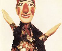 Le personnage de clown, İbiş, une marionnette à gaine turque (<em>Türk kuklası</em>). Photo réproduite avec l'aimable autorisation de UNIMA Turkey (UNIMA Turkiye)